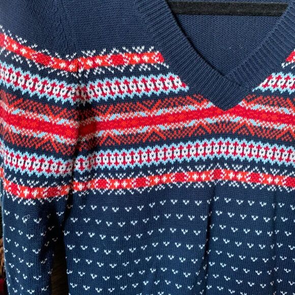S navy and red fair isle v neck sweater - Picture 2 of 3